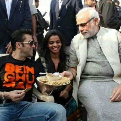 KansaraMahii's profile picture. 😍😍
👻-maahikansara