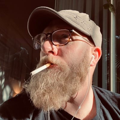 Ohio State alumnus, radicalized antiwar USARMY vet, big time Communist, great at parties, 我的中文不好, he/him
