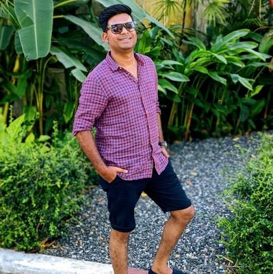 A travel enthusiast, a techie, Ranchite by birth but a Bengalurian at heart.
RTs != Endorsements;