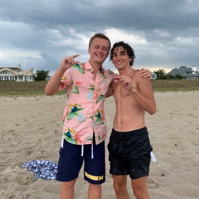 aschestag7's profile picture. Go blue