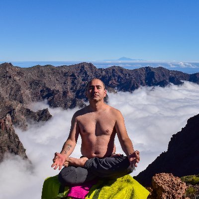 Fotógrafo, community manager, pasión por la naturaleza.
Aprendiz de yogui #yogalover 
Un maracucho en La Palma 🌴Islas Canarias🇻🇪🇮🇨🇪🇸