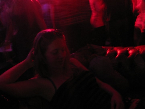 Rosy_in_the_sky's profile picture. Likes to laugh, read, write and play with colours. Sometimes feels like the town planner of Nature.