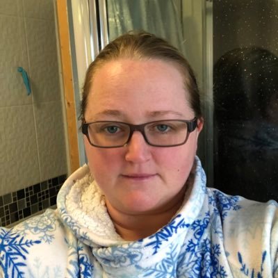 LisaJayneDobby1's profile picture. 