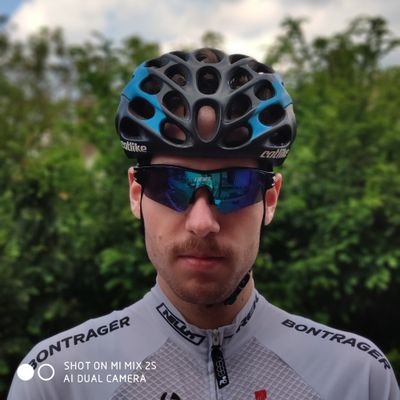kareszmo's profile picture. Fan of cycling, cryptocurrency and motorsports, doin lot of hobbies, always have opinion about what happening in the news, and yeah of course a friendly person.
