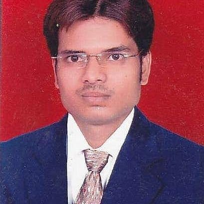 it's pushpendra, in search of the thing that makes human a human.
i have the habit of playing chess,
keen desire to know literature,
intrest to write poetry.