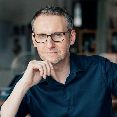 NeilStoneham's profile picture. Writer, trainer, traveller.