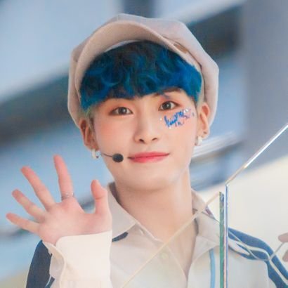 plottwist_98's profile picture. #어위크 #AWEEK #진규 #JINGYU