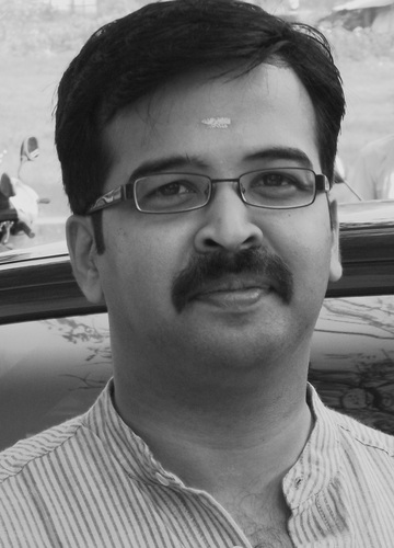 Self-proclaimed information monger, investment professional, financial planner, music lover, movie buff and a fanatic Indian