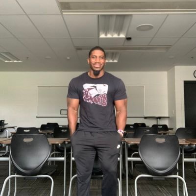 Teacher, Veteran, and men’s physique competitor. 2023 Men’s Health Ultimate Guy. Author of Counted Out (available on link) Alpha Phi Alpha Fraternity Inc.