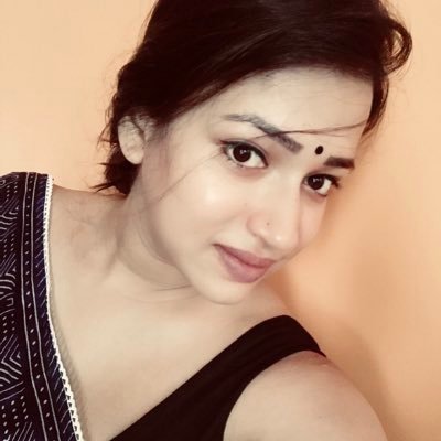 AnanyaS88091296's profile picture. Lost in reality