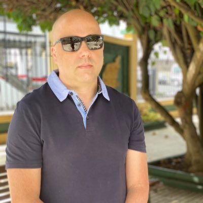 Vale la pena vivir con intensidad, y te puedes caer una, dos, tres, veinte veces, pero recuerda que te puedes levantar y volver a empezar.