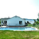 Patricia  MacIsaac - @CapewaySuitesBB - Twitter