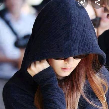 LovelyH61355195's profile picture. 