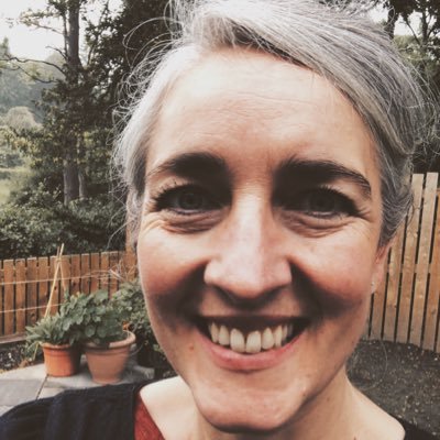 rachaeloakden's profile picture. 