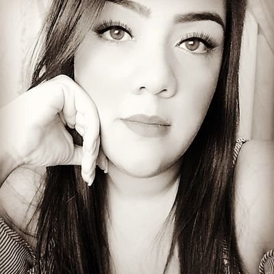 No meu temperamento tem um pouco de pimenta: não é todo mundo que gosta ... nem todo mundo que aguenta. - Clarice Lispector