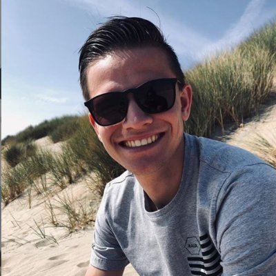 Student Bedrijfskunde aan de HRBS te Rotterdam.
Fanatiek fan van Attractieparken
Crypto handelaar
Voetballer