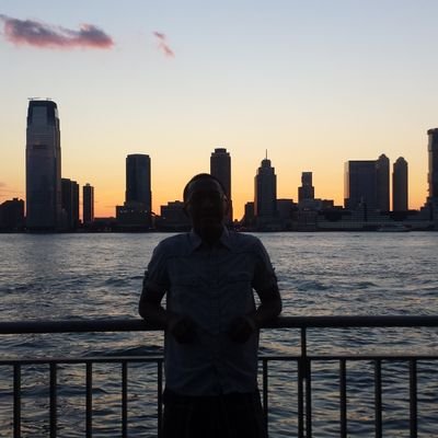 willfm123's profile picture. NYC, memes , crypto, Stonks