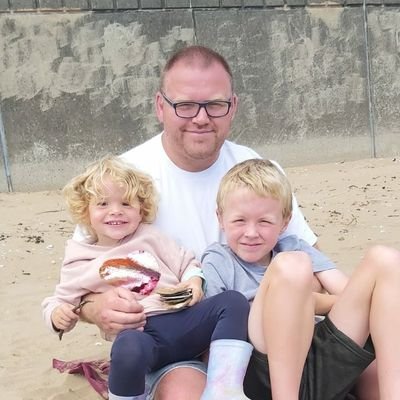 davies2206's profile picture. Egg chaser for the mighty banos