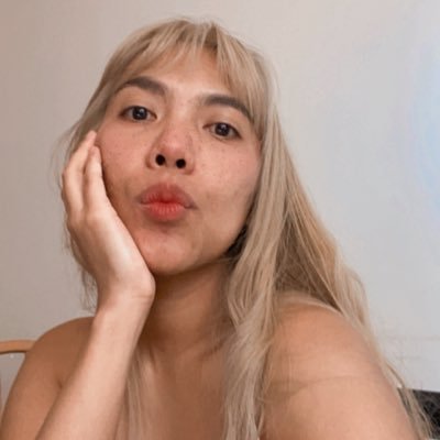 CHERENPINK's profile picture. I love my family , MBA Devry University  IG : Sirikhwan.6466, staycation.foods