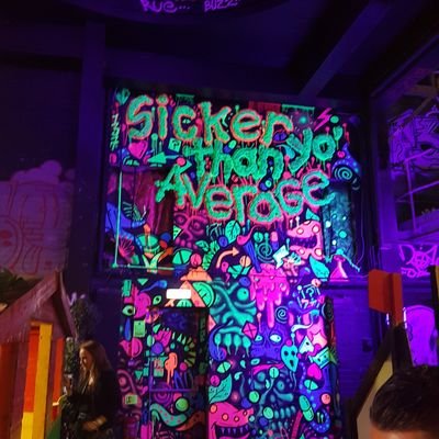 Leeandrew1984's profile picture. Huddersfield town fan!