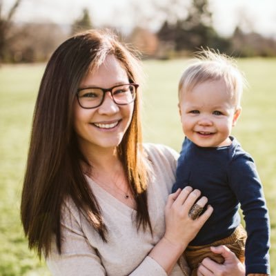 NICU Clinical PharmD @ComerChildrens and PGY2 Peds RPD @UChicagoMedRx | working mom | food lover | extrovert | science nerd married to a craft beer nerd