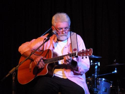 Lawyer by day, musician/songwriter by night. Co-author “Australian Tenancy Law & Practice” (Lexis Nexis)