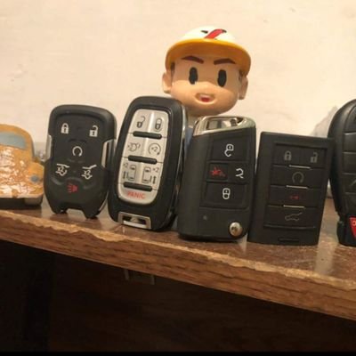 Realización y elaboración de llaves smart key presencia proximidad con control 100% Originales WhatsApp 5540323747