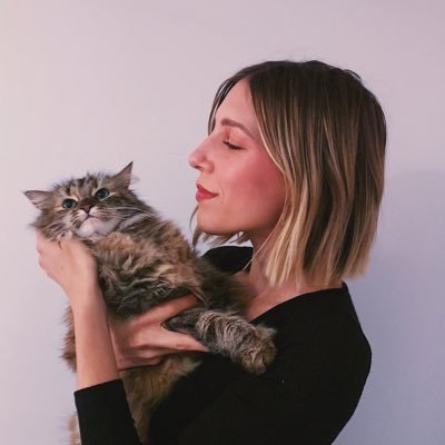 Product Designer @thirtymadison who loves cats, clouds & cognitive science ✨ she/her