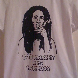 YaadieVibez's profile picture. Keeping the place on lock with di NEW NEW Dancehall and Reggae tunes!!