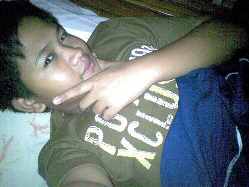 Hmmm..Apple Kiss Addict..Hahaha..Veronica's Lover..
