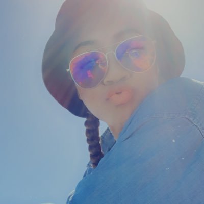 Glamberlous's profile picture. 