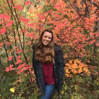 Lindsey Olsen (@lindsey_9615) Twitter profile photo