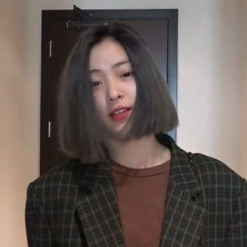 not_shyok's profile picture. иронична в своих же мемуарах 🧃