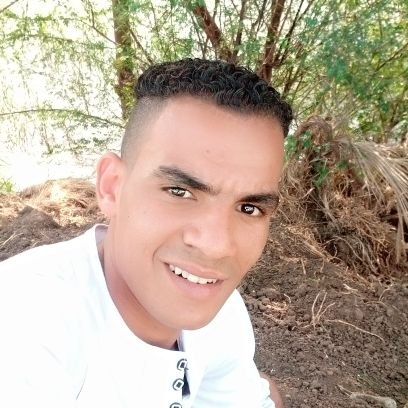 ﻣﺆﻟﻢ .. ﺃﻥ ﺗﺒﻜﻴﻚ ﺍﻟﺬﻛﺮﻯ ﻓﻲ ﺍﻟﻤﻜﺎﻥ ﺍﻟﺬﻱ ﺃﺑﺘﺴﻤﺖ ﻓﻴﻪ كثيراً !