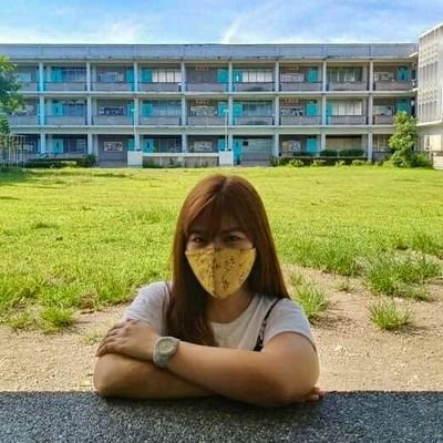 palancajochelle's profile picture. A human who is afraid of judgments.