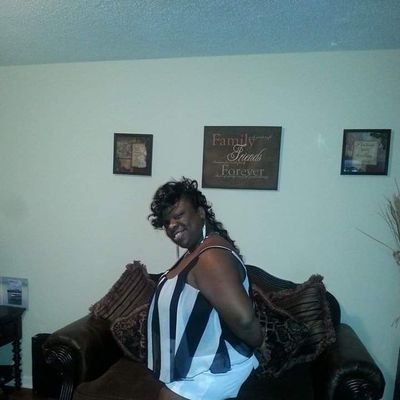Hello I'm Wanda Jackson I Love people im living ,smart ,funny I Love the Lord First then Me I enjoy Gospel Music as well as all Music I love cooking ,Catering
