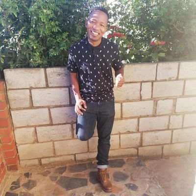 xckomeni's profile picture. A father. Adventist. team Libra