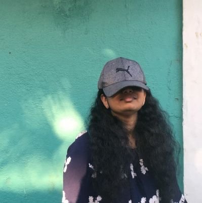 manuusays's profile picture. history buff obsessed with movies and tv shows | cricket enthusiast | chalti-phirti music library | books