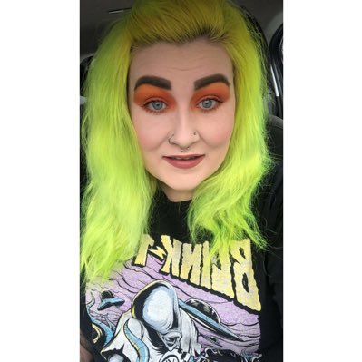 Jadeasawris's profile picture. Jade 27/engaged