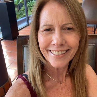 mushyface5's profile picture. Remember, I’m  a Westerner, Republican and I’m voting for President Trump 🇱🇷