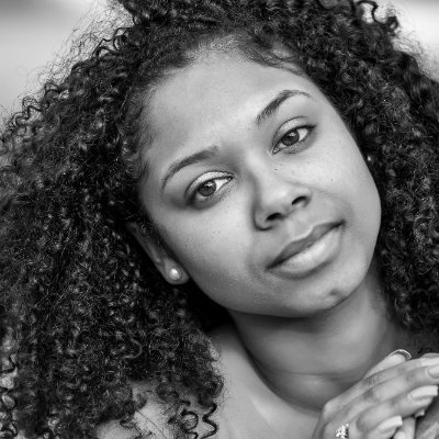 Ashlyn Thomas-Smith 🌻. Wife Life 💍 . Mama Bear 🧸. Lifelong Learner 🤓. Bookworm📚 . ✝️. 🏡. 👩🏽💻