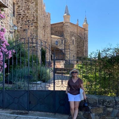 Turista con vocación de viajera. Profe en @AsunFol https://t.co/5v94h9Xk8A
