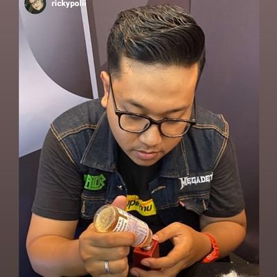 pria_nugroho's profile picture. kebetulan pemilik bisnis #kalijaga.smr #vapetory.indonesia