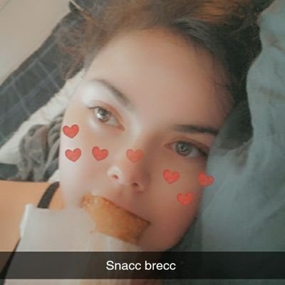 sunypoorchoice's profile picture. this is the Twitter where I hide from my future employers