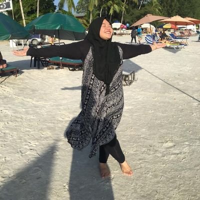 CikIntansyain's profile picture. lambat tapi steady. gemuk tapi cantik. aahghisaau!