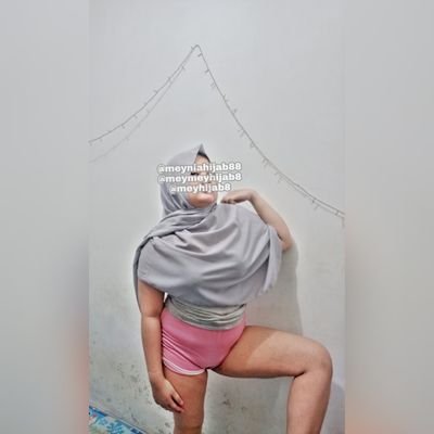 meyniahijab88's profile picture. OPEN #BO BANDUNG• INCLUDE•EXCLUDE• LT •PRIVAT💦CIMCIF👌💦 65kg•36bra•150cm•21thn kulit putih (wajibcaps) no3som•noanal• #readyvcs💦 @meyhijab88 @meymeyhijab88
