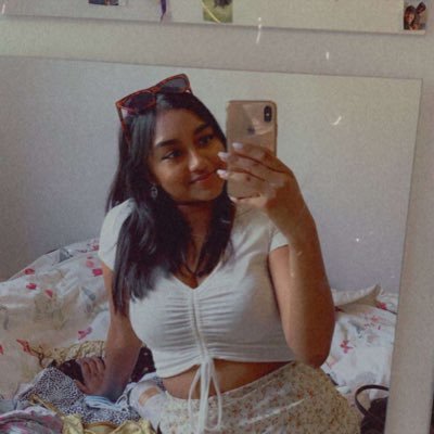 kajani22's profile picture. feel like a grandma on twitter tbh