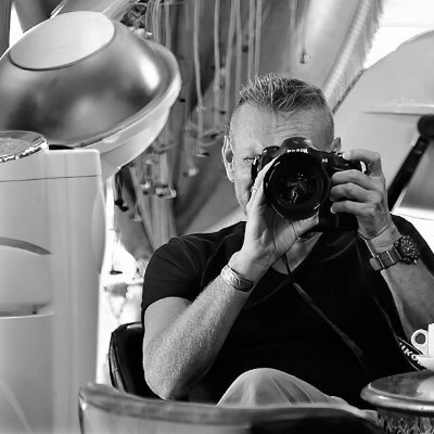 Fine art photographer creating wall art to beautify any space
Architecture | Street | Nature
Singapore🇸🇬
https://t.co/HXAj9m3jDm