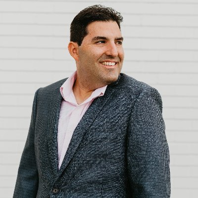 tpmullin's profile picture. identical twin, tennis player, @unevadareno alum, and #VegasBorn! Social Impact and CR pro. VP of Investor Relations for the Las Vegas Global Economic Alliance.