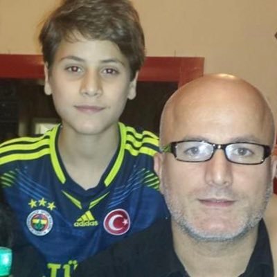 Cafe İsmail Usta’da şef FENERBAHÇE SPOR KLÜBÜ kongre üyesi ....3T...12M....4N....Ünye’li